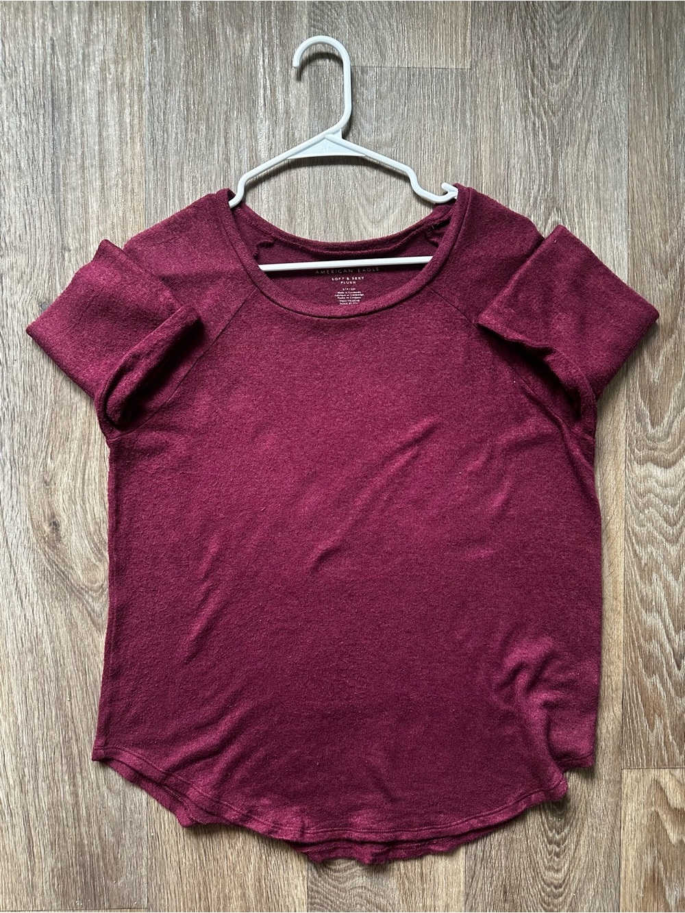 American Eagle Outfitters Soft & Sexy Plush Long Sleeve Tee Burgundy Maroon S